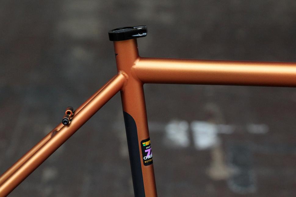 Genesis croix discount de fer frameset